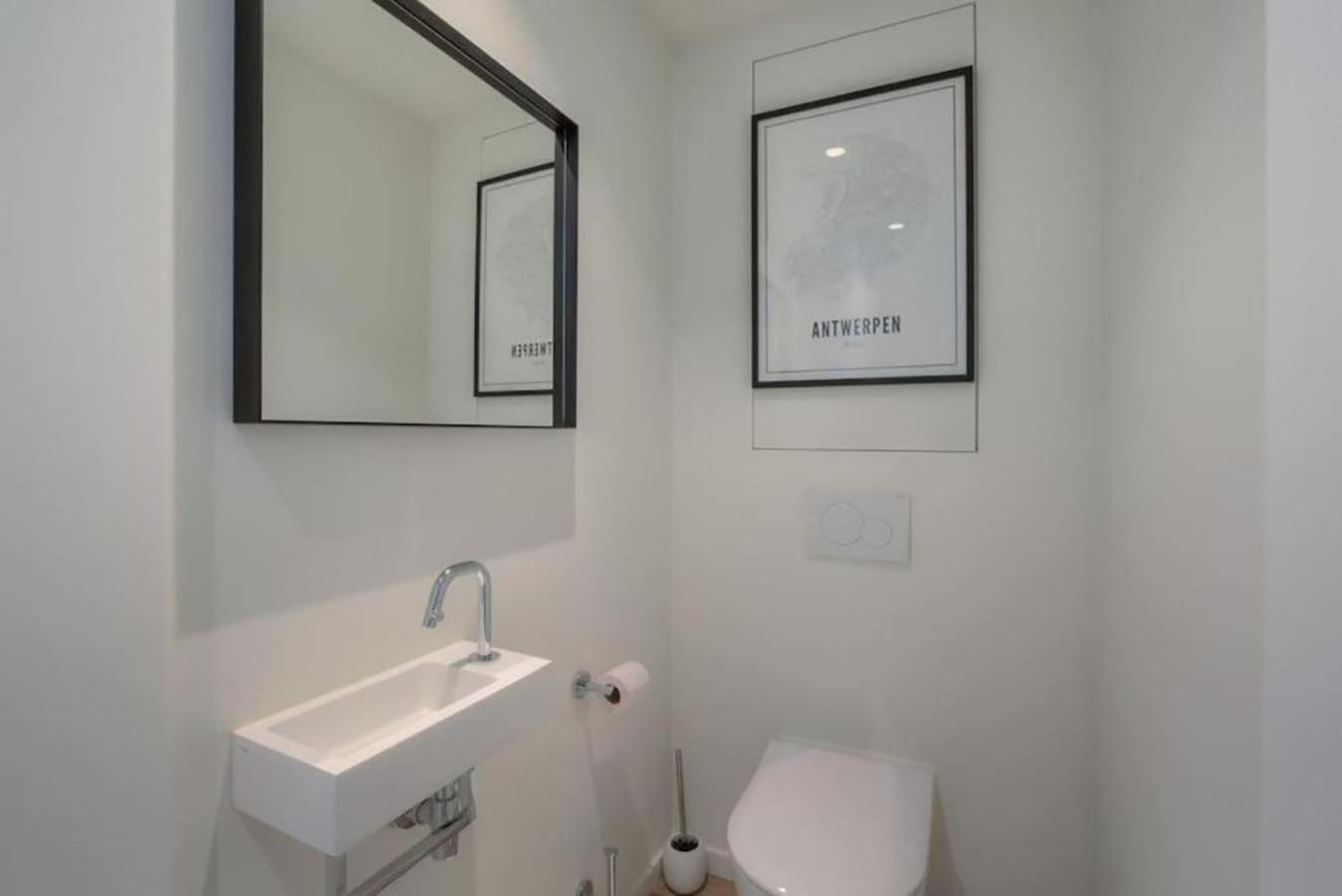 Anchor Lodge Antwerp Unique Appartment View Mas! Экстерьер фото