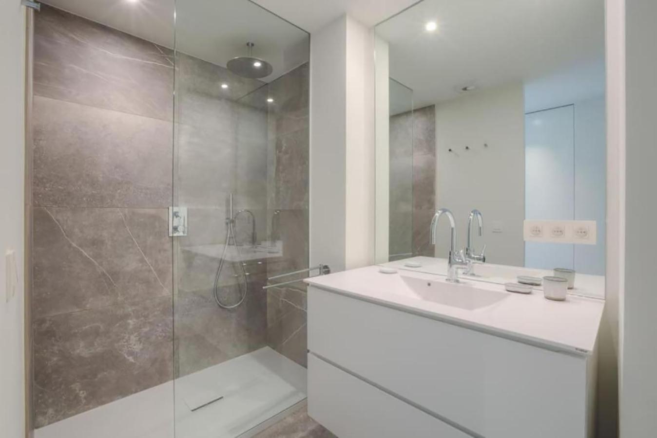 Anchor Lodge Antwerp Unique Appartment View Mas! Экстерьер фото